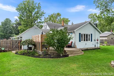 135 Grandview Avenue, Holland, MI 49423 - Photo 33