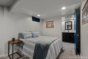 135 Grandview Ave, Holland, MI 49423 - Photo 29
