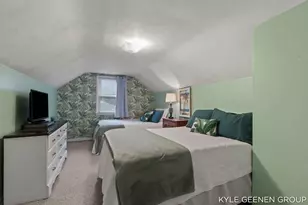 135 Grandview Ave, Holland, MI 49423 - Photo 7