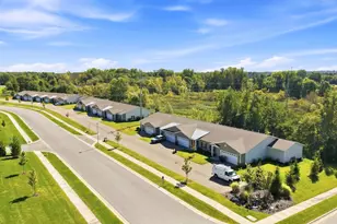 3998 Reserve Dr, Wyoming, MI 49418 - Photo 9