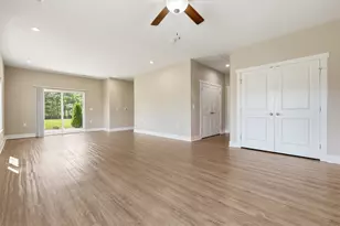 3992 Reserve Dr, Wyoming, MI 49418 - Photo 3