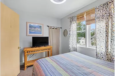 562 Kalamazoo Street, South Haven, MI 49090 - Photo 13