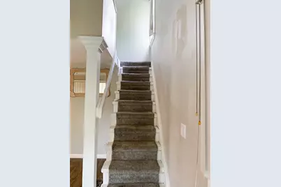 21517 Jacksonville Street, Farmington Hills, MI 48336 - Photo 15