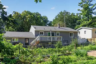 1761 Fulton St W, Grand Rapids, MI 49504 - Photo 35