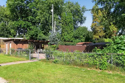 1761 Fulton Street W, Grand Rapids, MI 49504 - Photo 43