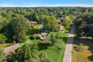 6230 Darramoor Rd, Bloomfield Hills, MI 48301 - Photo 59