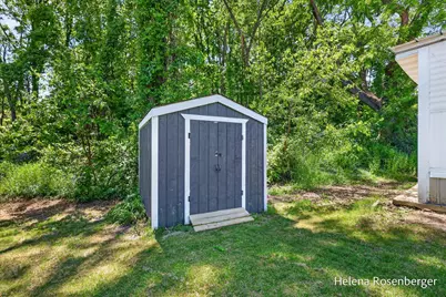 10604 Peachtree Street, Plainwell, MI 49080 - Photo 11
