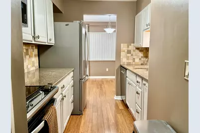 515 Victoria Square, Brighton, MI 48116 - Photo 7