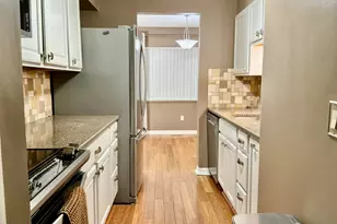 515 Victoria Square, Brighton, MI 48116 - Photo 7