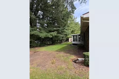 5831 Leisure South Drive SE, Kentwood, MI 49548 - Photo 17