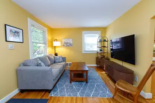 901 Gott St, Ann Arbor, MI 48103 - Photo 5