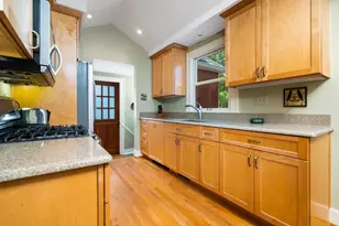 901 Gott St, Ann Arbor, MI 48103 - Photo 15