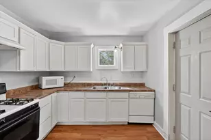 1313 Davis Ave NW, Grand Rapids, MI 49504 - Photo 19
