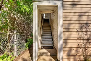 1313 Davis Ave NW, Grand Rapids, MI 49504 - Photo 17