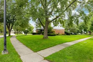 3375 Bluett Rd, Ann Arbor, MI 48105 - Photo 3