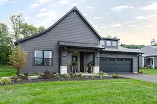 4704 Knapp Bluff Dr NE, Grand Rapids, MI 49525 - Photo 55