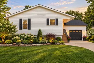 805 N Walnut St, Greenville, MI 48838 - Photo 1