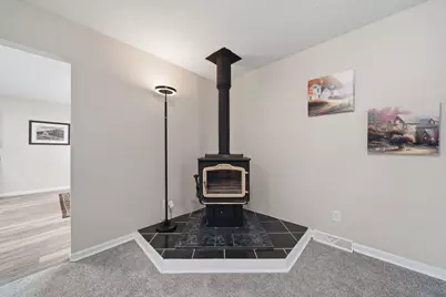 1512 Joy Avenue, Jackson, MI 49203 - Photo 13