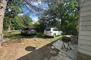 6434 Rosemont Ave, Detroit, MI 48228 - Photo 3