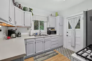 223 Pierce Ave, Jackson, MI 49203 - Photo 15