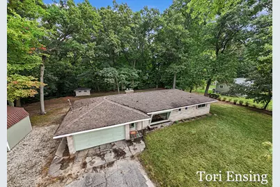11852 W Carson City Road, Greenville, MI 48838 - Photo 3