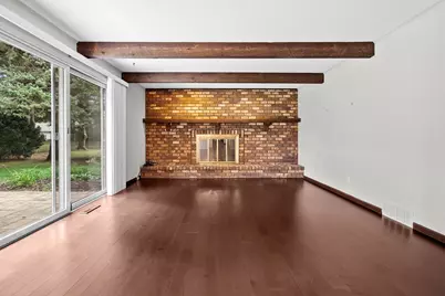 1447 Oak Terrace, Saint Joseph, MI 49085 - Photo 9