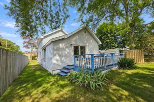 261 Hughes St, Manistee, MI 49660 - Photo 45