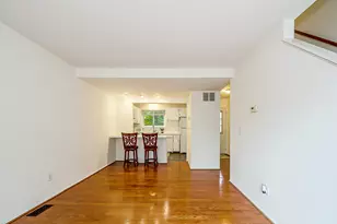 320 Hartman Ln, Saline, MI 48176 - Photo 9
