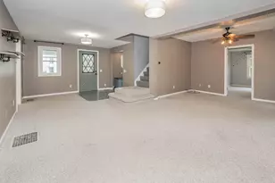237 S Railroad St, Lawton, MI 49065 - Photo 9