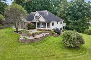 2112 Scenic Hills Dr, Jackson, MI 49201 - Photo 3