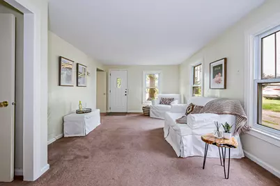 597 S Wagner Road, Ann Arbor, MI 48103 - Photo 5