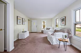 597 S Wagner Rd, Ann Arbor, MI 48103 - Photo 5