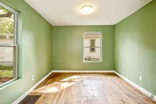 597 S Wagner Rd, Ann Arbor, MI 48103 - Photo 15