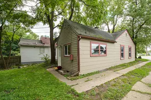597 S Wagner Rd, Ann Arbor, MI 48103 - Photo 25