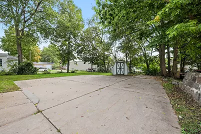 201 E Main Street, Ionia, MI 48846 - Photo 23
