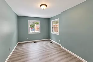 2134 Sycamore Ln, Kalamazoo, MI 49008 - Photo 27