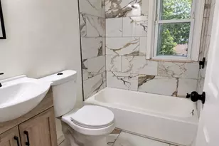 16062 Carlisle St, Detroit, MI 48205 - Photo 15