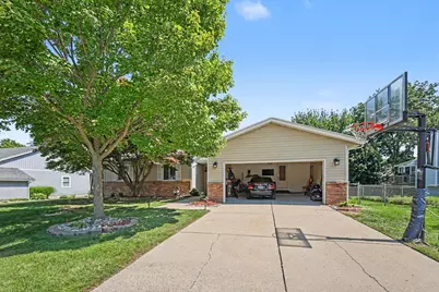 5866 Penny Farm Drive SE, Kentwood, MI 49508 - Photo 3