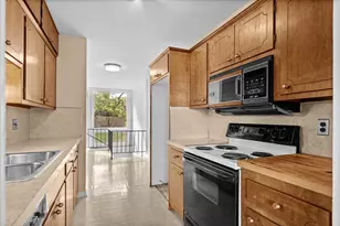 1551 Chateaufort Pl, Detroit, MI 48207 - Photo 13