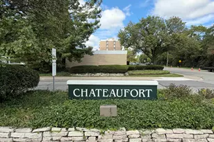 1551 Chateaufort Pl, Detroit, MI 48207 - Photo 29