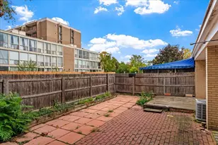 1551 Chateaufort Pl, Detroit, MI 48207 - Photo 25