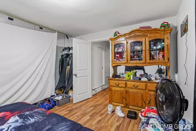 828 W 24th Street, Holland, MI 49423 - Photo 15
