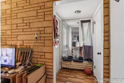 828 W 24th Street, Holland, MI 49423 - Photo 9