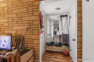 828 W 24th St, Holland, MI 49423 - Photo 9