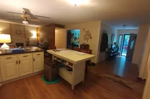 3847 Ponchartrain, Pinckney, MI 48169 - Photo 11