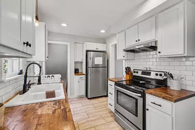 1011 Dickinson Street SE, Grand Rapids, MI 49507 - Photo 11