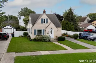 62 W 22nd St, Holland, MI 49423 - Photo 7