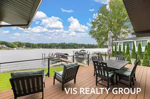 390 Lake St, Fruitport, MI 49415 - Photo 27