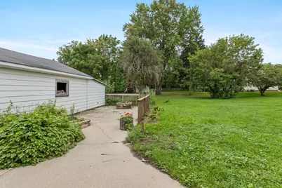 4032 Richmond Street NW, Grand Rapids, MI 49534 - Photo 5