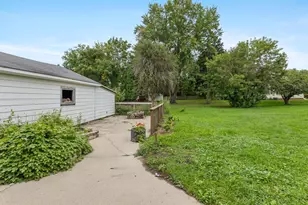 4032 Richmond St NW, Grand Rapids, MI 49534 - Photo 5